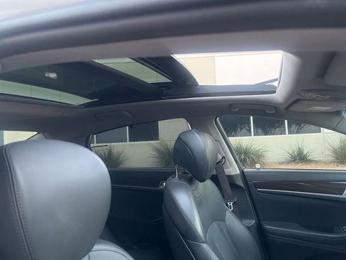 Used 2018 Genesis G80 3.8 w/ Option Group 02 image 22