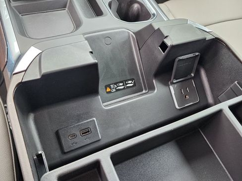 New 2026 GMC Sierra 1500 SLT w/ SLT Premium Plus Package AWD/4WD image 34