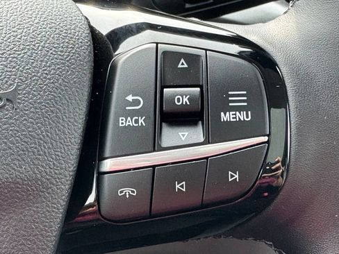 Used 2025 Ford Escape Active w/ Active Premium Tech Pack AWD/4WD image 39