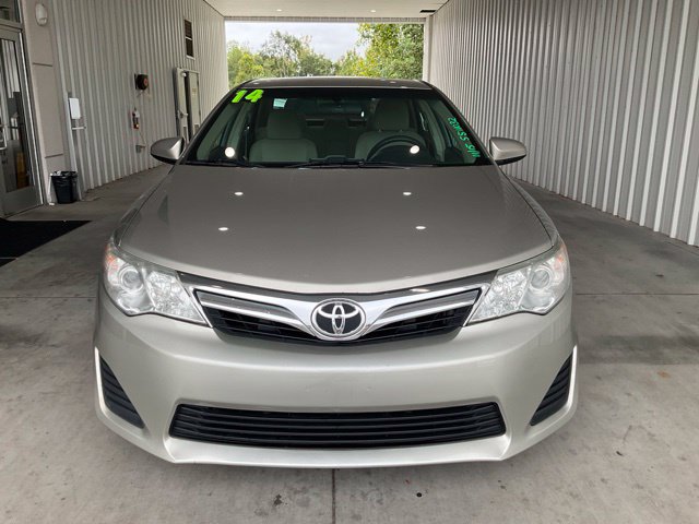 Used 2014 Toyota Camry LE FWD image 22