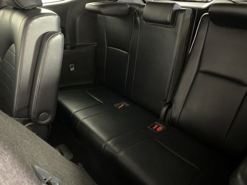 Used 2022 Toyota Highlander XLE image 24