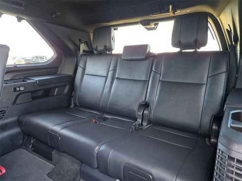 Used 2025 Toyota Sequoia Platinum image 15