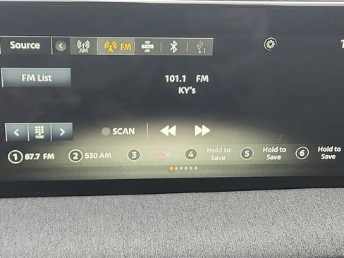 Used 2025 Nissan Kicks SV image 20