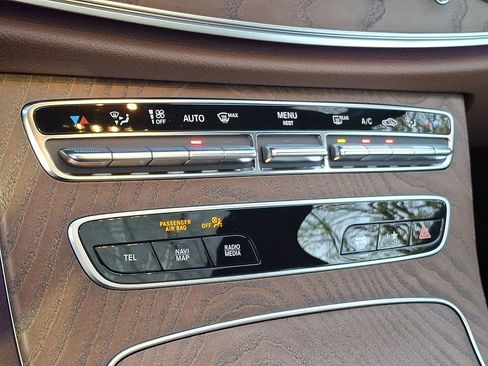 Used 2022 Mercedes-Benz E 450 4MATIC All-Terrain Wagon image 12