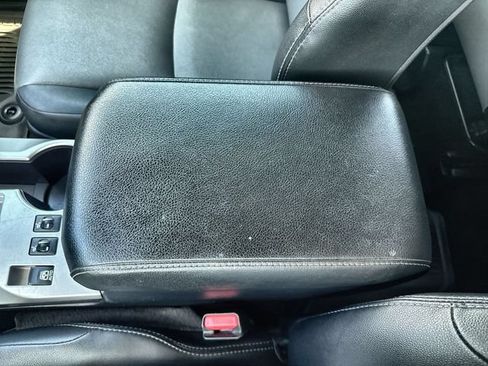 Used 2024 Toyota 4Runner SR5 Premium w/ Moonroof Package AWD/4WD image 21