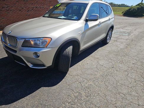Used 2014 BMW X3 xDrive28i image 3