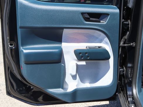 Used 2023 Ford Maverick XLT FWD image 31