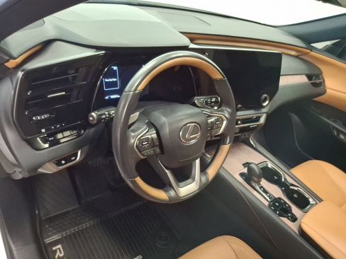 Used 2024 Lexus RX 350 Premium w/ Accessory Package AWD/4WD image 19