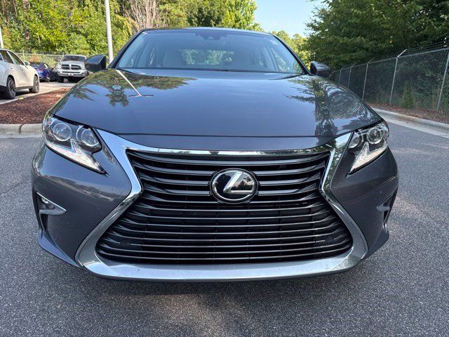 Used 2018 Lexus ES 350 w/ Luxury Package w/Wood Trim FWD image 10