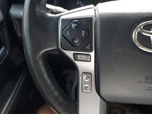 Used 2023 Toyota 4Runner SR5 Premium w/ Moonroof Package AWD/4WD image 11