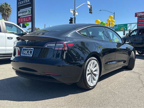 Used 2021 Tesla Model 3 Standard Range Plus image 13