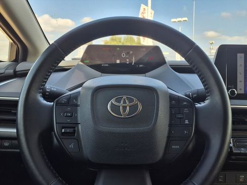 Used 2024 Toyota Prius LE image 21