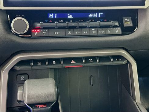 Used 2026 Toyota Tundra Limited image 16