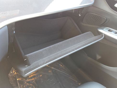 Used 2026 Mercedes-Benz GLC 300 image 39