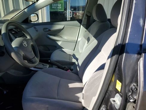 Used 2010 Toyota Corolla LE image 3