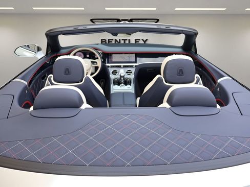 Certified 2023 Bentley Continental GT V8 AWD/4WD image 19