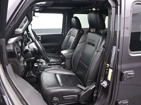 Used 2021 Jeep Wrangler Unlimited Sahara w/ Cold Weather Group AWD/4WD image 22