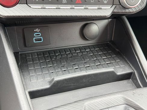 Used 2024 Ford Mustang Premium image 25