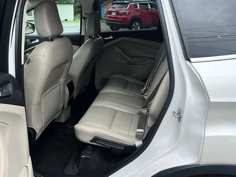 Used 2018 Ford Escape Titanium w/ Ford Safe & Smart Package AWD/4WD image 18