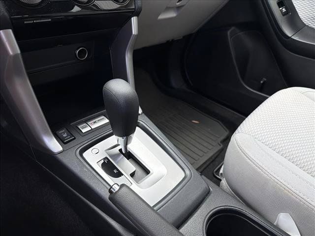 Used 2017 Subaru Forester 2.5i Premium AWD/4WD image 21