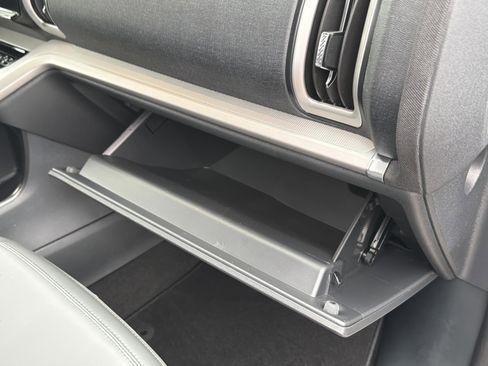 New 2026 Ford Expedition Active image 33