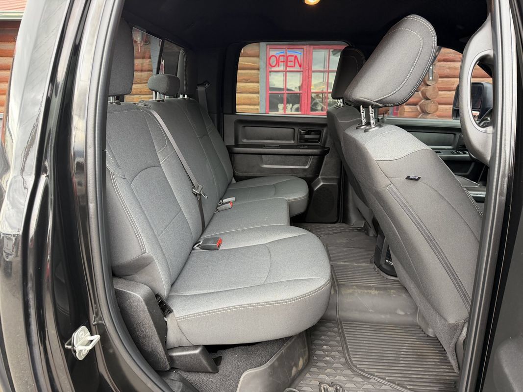 Used 2023 RAM 2500 Tradesman AWD/4WD image 28