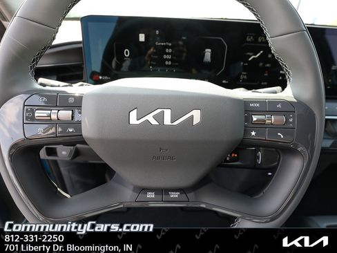 New 2026 Kia EV9 Wind AWD/4WD image 13