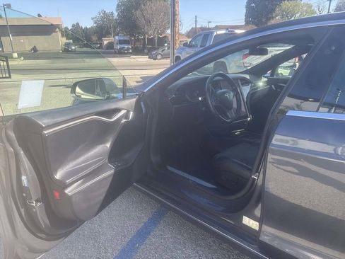 Used 2018 Tesla Model S 75D image 7