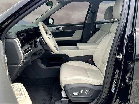 Used 2024 Hyundai Santa Fe Limited image 21