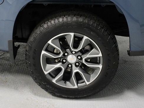 Used 2024 Chevrolet Silverado 1500 LT AWD/4WD image 18
