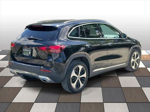 Used 2025 Mercedes-Benz GLA 250 image 4