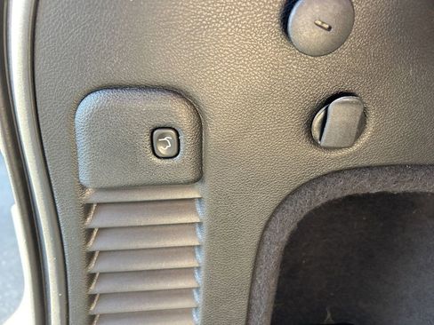 Used 2019 Jeep Grand Cherokee Summit image 9