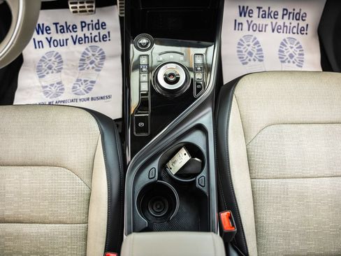 Used 2023 Kia Niro Wave w/ Wave Preserve Package FWD image 29