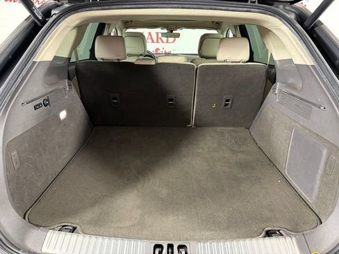 Used 2020 Lincoln Nautilus Reserve w/ Equipment Group 201A FWD image 30