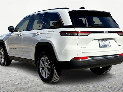 Used 2022 Jeep Grand Cherokee Limited image 13