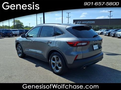 Used 2025 Ford Escape ST-Line FWD image 3