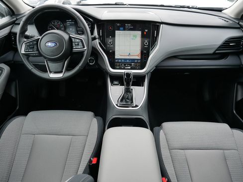 Used 2025 Subaru Outback Premium image 10