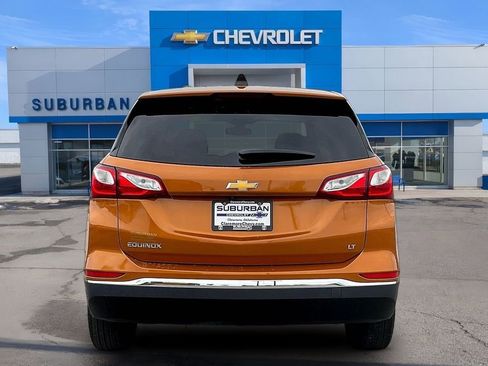 Used 2019 Chevrolet Equinox LT FWD image 4