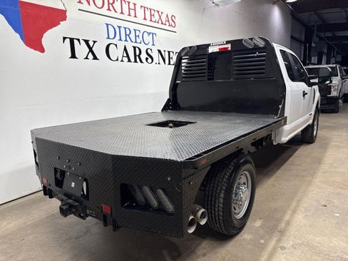 Used 2022 Ford F250 XL w/ Power Equipment Group image 6