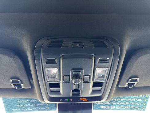 Used 2025 GMC Yukon Denali Ultimate w/ LPO, Floor Liner Package AWD/4WD image 27
