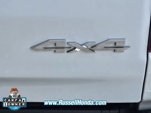 Used 2024 RAM 1500 4x4 Crew Cab image 12