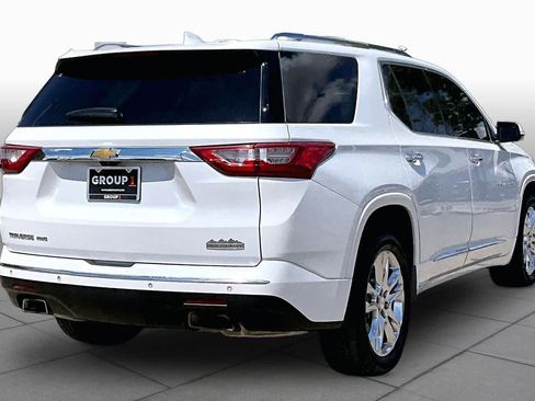 Used 2019 Chevrolet Traverse High Country AWD/4WD image 12