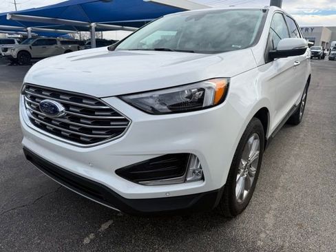 Used 2024 Ford Edge Titanium image 1