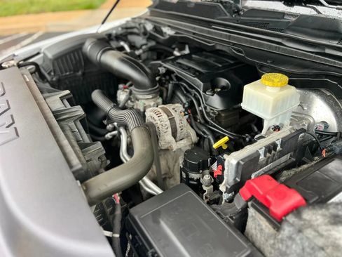 Used 2019 RAM 1500 Big Horn AWD/4WD image 38