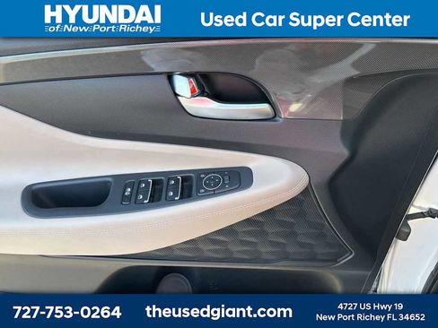 Used 2023 Hyundai Santa Fe SEL FWD image 9