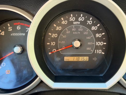 Used 2009 Toyota 4Runner Sport image 25