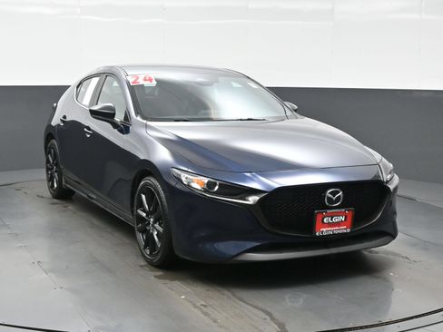 Used 2024 MAZDA MAZDA3 s FWD image 8