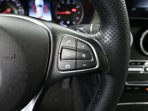 Used 2019 Mercedes-Benz GLC 300 image 30