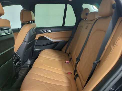 Used 2023 BMW X5 xDrive45e w/ Climate Comfort Package image 16