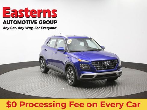 Used 2024 Hyundai Venue SEL FWD image 49